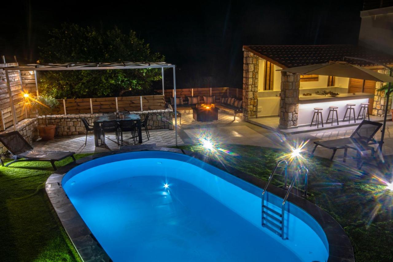 Casa Christina-Luxury Villa Kíssamos Eksteriør bilde